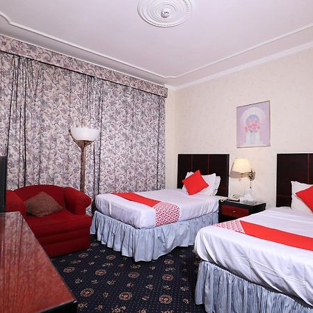Oyo 112 Semiramis Hotel Манама Екстериор снимка