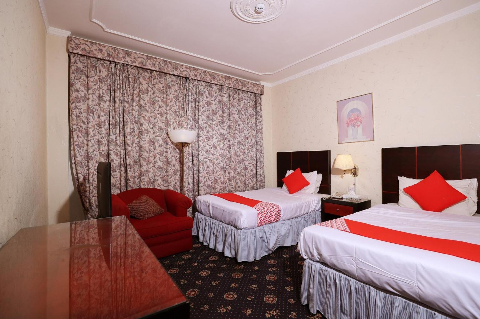 Oyo 112 Semiramis Hotel Манама Екстериор снимка