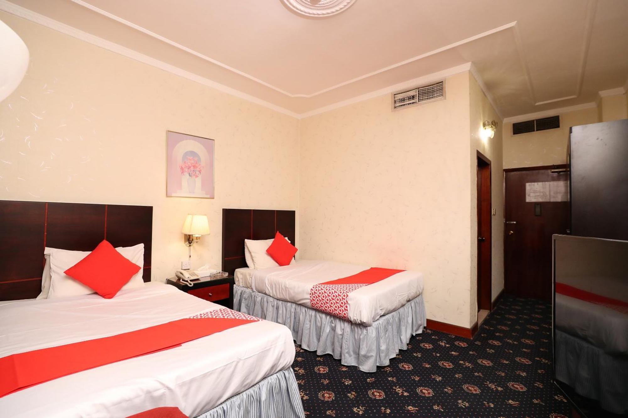Oyo 112 Semiramis Hotel Манама Екстериор снимка