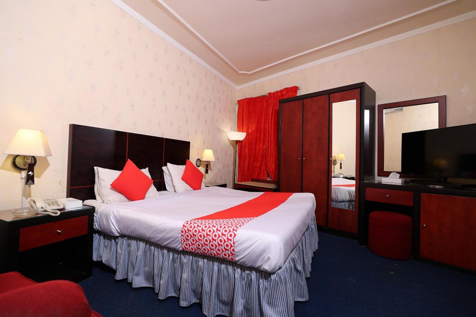 Oyo 112 Semiramis Hotel Манама Екстериор снимка